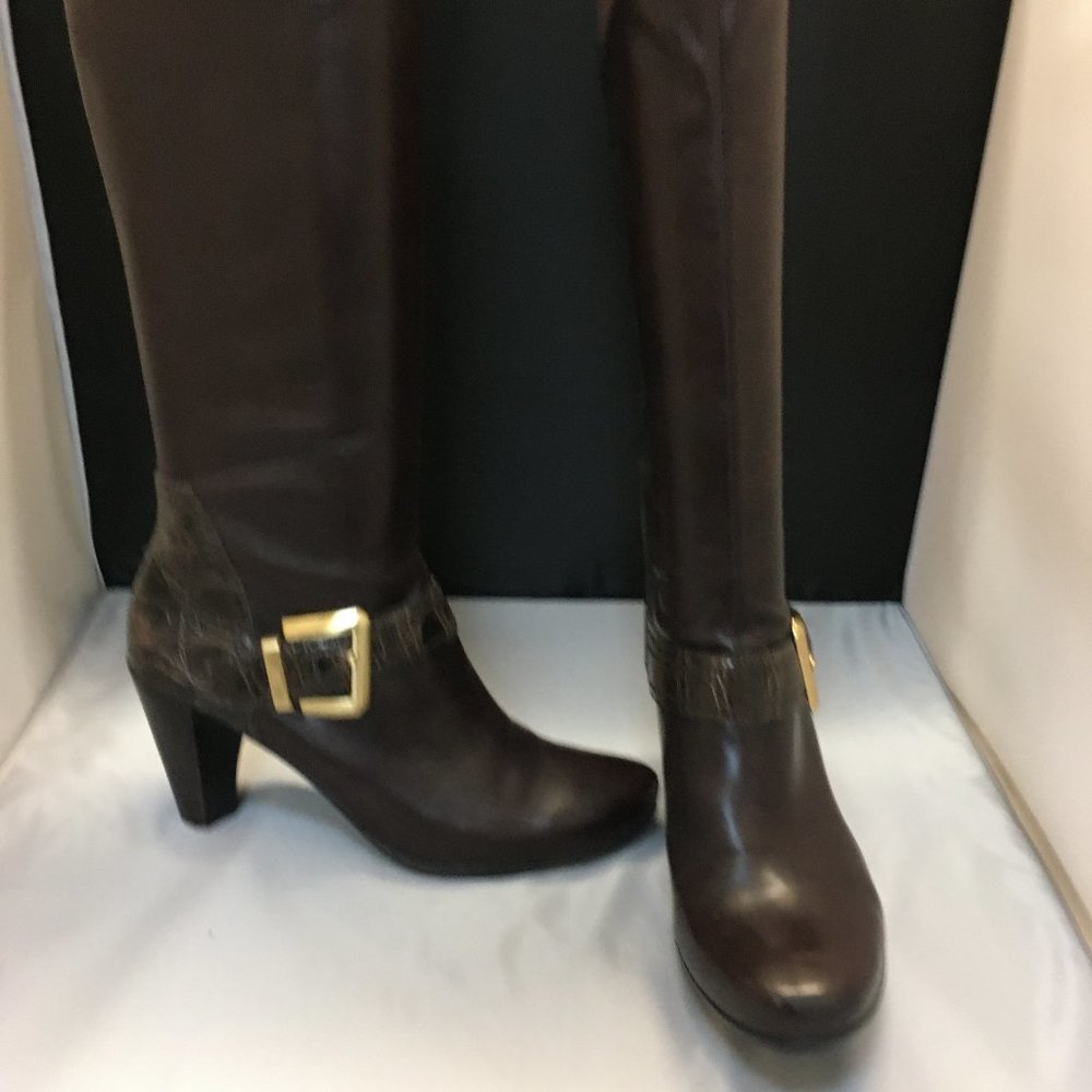 3.5" Heel Knee high brown boot , Size 9